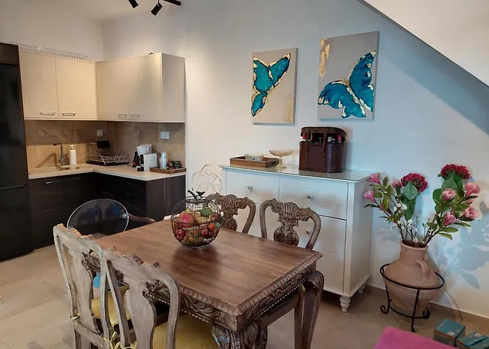 Johell Neos Marmaras